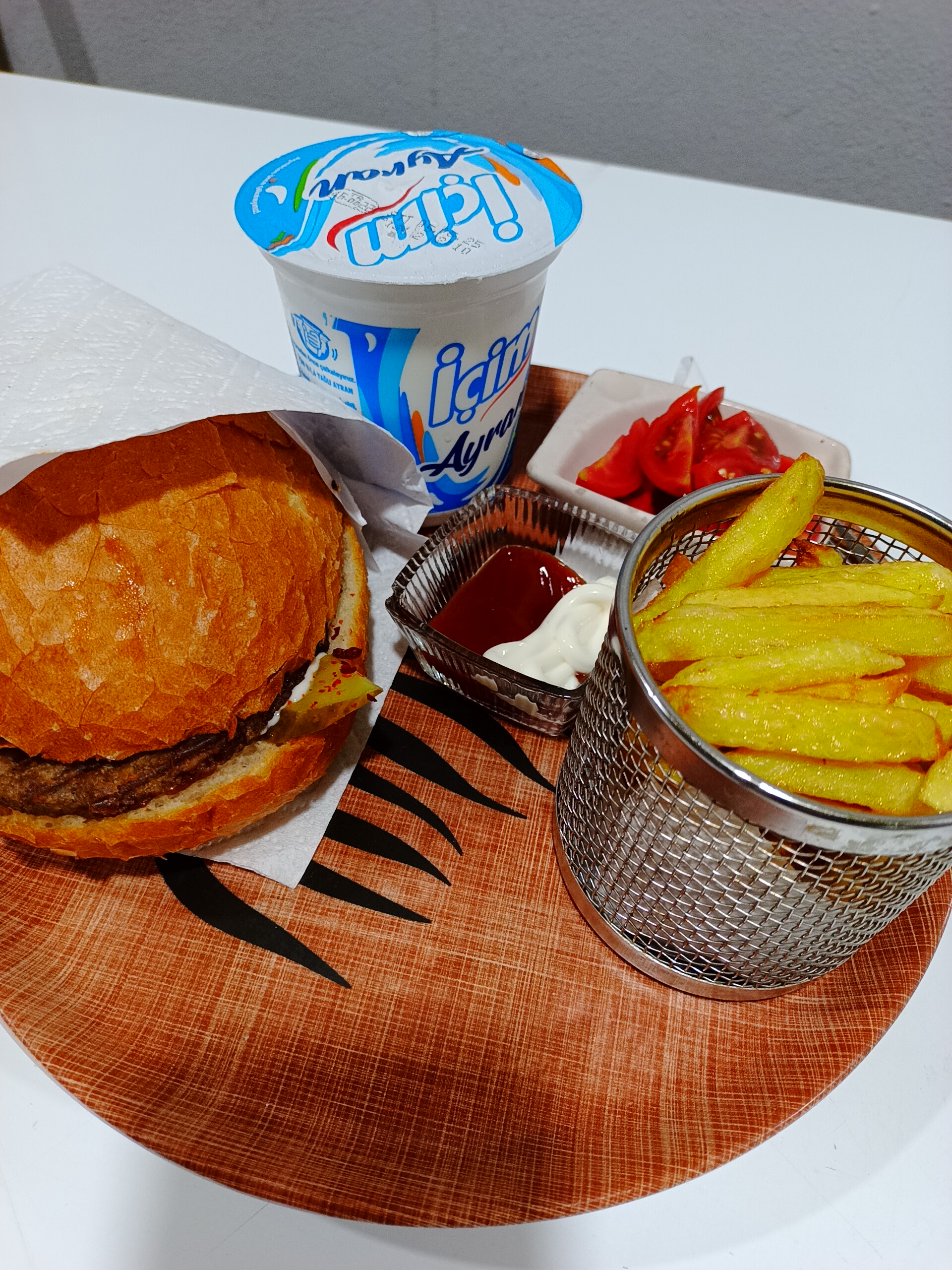 HAMBURGER